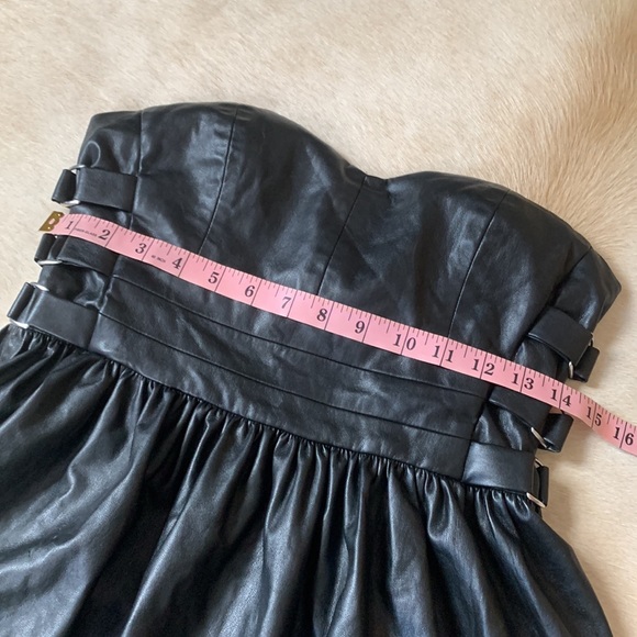 🔥ZARA TRAFALUC Collection Black STRAPLESS Faux LEATHER MINI DRESS🔥 - Picture 8 of 10